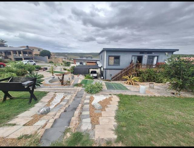 7 BEDROOM HOUSE FOR SALE IN SEEMEEU PARK